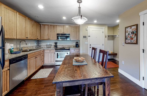 Silvercreek Condo | 55 m² Condo ∙ 1 bedroom ∙ 4 guests