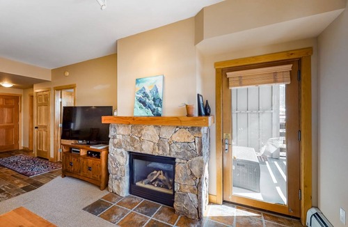 Copper Mountain Village Condo | 55 m² Condo ∙ 1 bedroom ∙ 2 guests