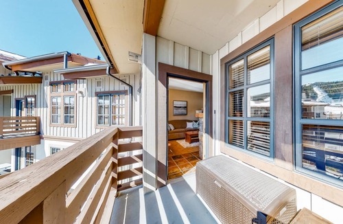 Copper Mountain Village Condo | 55 m² Condo ∙ 1 bedroom ∙ 2 guests