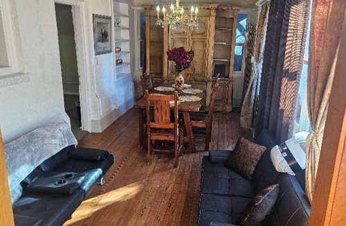 Baker House | 55% OFF 29day bookings 3bedroom house in beautiful Denver with Private courtyard