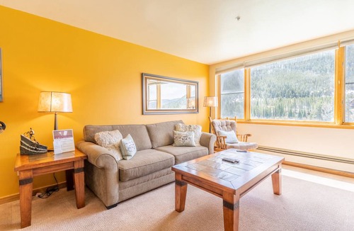 Lakeside Village Apartment | 56 m² Apartment ∙ 1 bedroom ∙ 4 guests
