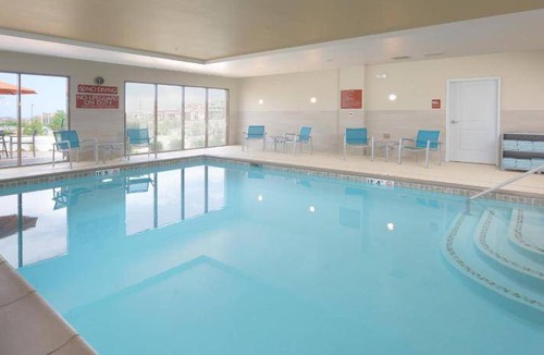 Lone Tree Hotel | 57 m² Hotel ∙ 127 guests