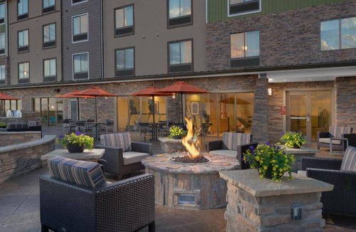 Lone Tree Hotel | 57 m² Hotel ∙ 127 guests