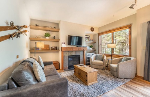 Lakeside Village Apartment | 58 m² Apartment ∙ 1 bedroom ∙ 4 guests