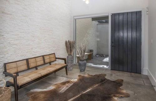 Highland Meadows House | 593 m² House ∙ 5 bedrooms ∙ 14 guests