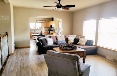 Gypsum House | 6 bedroom mountain retreat w/private Hot tub
