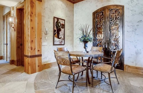 Cordillera House | 6 Bedroom Private Mountain Getaway!!