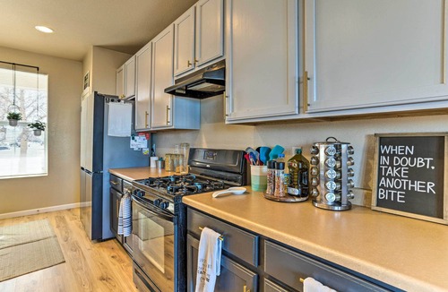 Gateway House | 6 Mi to Airport: Updated Denver Home