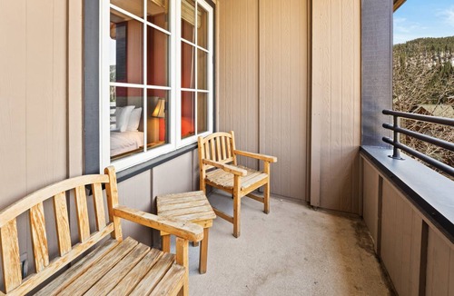 River Run Apartment | 60 m² Apartment ∙ 1 bedroom ∙ 4 guests