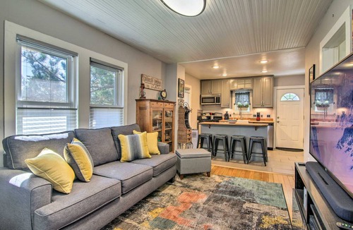 Downtown Colorado Springs Cottage | 60 m² Cabin ∙ 1 bedroom ∙ 4 guests