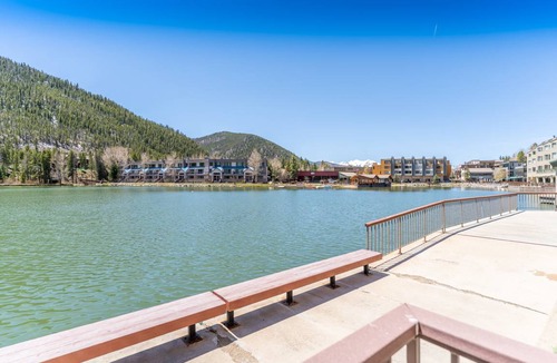 Lakeside Village Apartment | 61 m² Apartment ∙ 1 bedroom ∙ 6 guests