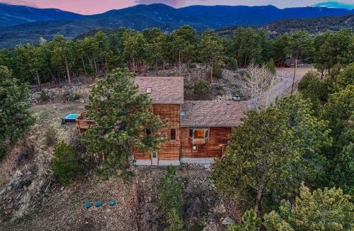 Bailey House | 614 Eagle Tr