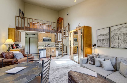 Granby Apartment | 62 m² Apartment ∙ 4 guests