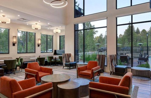 Steamboat Springs Hotel | 62 m² Hotel ∙ 2 bedrooms ∙ 127 guests