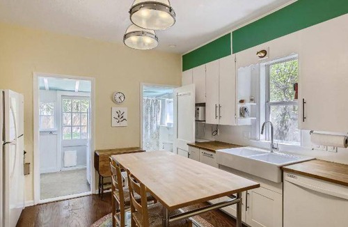 Longmont House | 62 m² House ∙ 2 bedrooms ∙ 4 guests