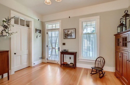 Castle Rock House | 620 2nd St