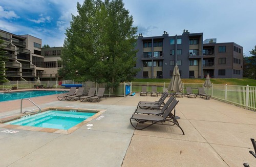 Lakeside Village Apartment | 63 m² Apartment ∙ 1 bedroom ∙ 4 guests