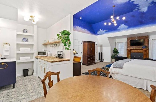 Cheesman Park Hotel | 63 m² Hotel ∙ 2 bedrooms ∙ 5 guests