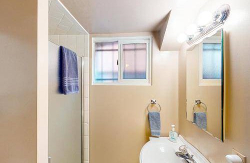 Lincoln Park Apartment | 65 m² Apartment ∙ 1 bedroom ∙ 2 guests