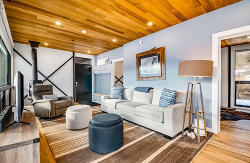 Carbondale House | 65 m² House ∙ 2 bedrooms ∙ 4 guests