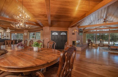 Stanley Hills House | 650 m² House ∙ 6 bedrooms ∙ 14 guests