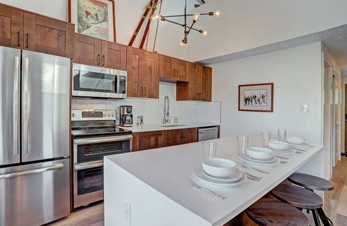 Warrior's Mark Condo | 66 m² Condo ∙ 1 bedroom ∙ 6 guests
