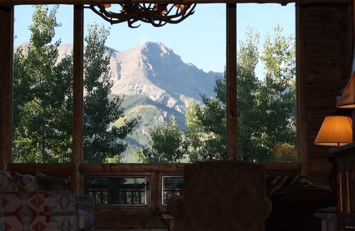 Mountain Village House | 6BR M.Village,Ski-out, easy in, Walk to Gondola, Market, Hot-tub, Pool table,Bar