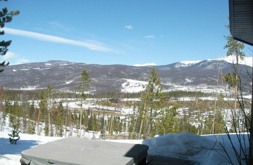 Tabernash House | 7 Acre Mountain Retreat: 7 bdrms 7.5 ba gourmet kitchen; ski raft hike fish bike