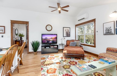 University Park Apartment | 70 m² Apartment ∙ 1 bedroom ∙ 4 guests