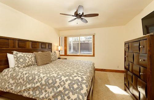 Aspen House | 700 Monarch 205, Deluxe Condo with Private Deck & Mountain Views Located 1 Block to Ski Lift