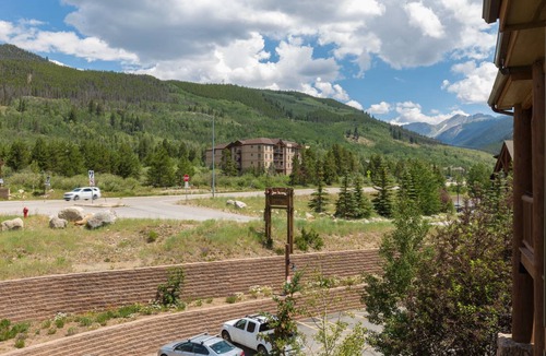 Mountain House Apartment | 72 m² Apartment ∙ 2 bedrooms ∙ 8 guests
