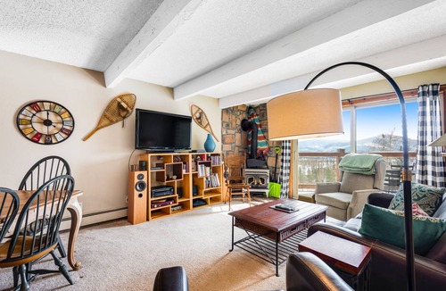 Wildernest Condo | 72 m² Condo ∙ 2 bedrooms ∙ 4 guests
