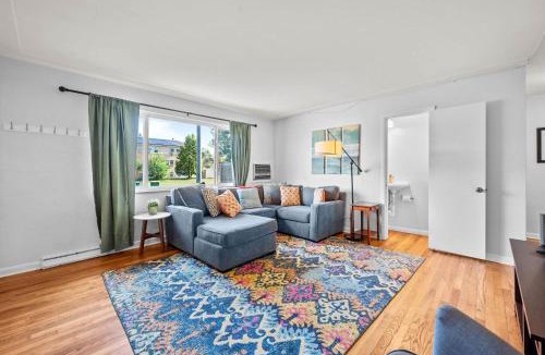 Lakewood House | 7290 W 10th Ave