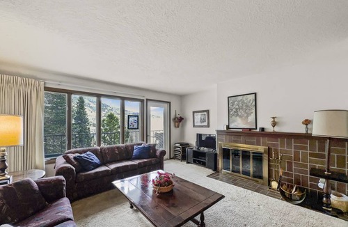 Dillon Condo | 73 m² Condo ∙ 2 bedrooms ∙ 4 guests
