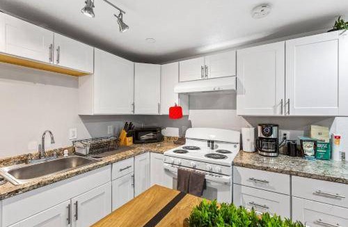 Alamo Placita House | 74 m² House ∙ 1 bedroom ∙ 4 guests