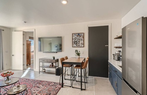 Sloan Lake House | 74 m² House ∙ 2 bedrooms ∙ 4 guests
