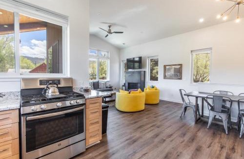 Ridgway House | 749 Sherman Street