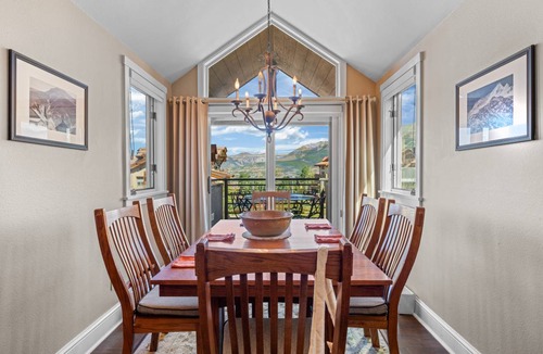 Mountain Village House | 77 m² House ∙ 1 bedroom ∙ 4 guests