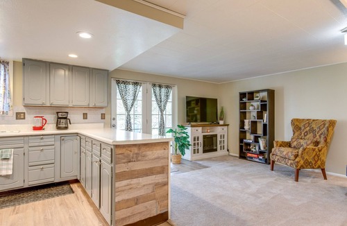 Bel Aire Apartment | 8 Mi to Dtwn Denver: Wheat Ridge Gem w/Patio