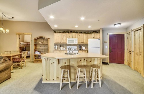 Copper Mountain Village Condo | 81 m² Condo ∙ 2 bedrooms ∙ 6 guests