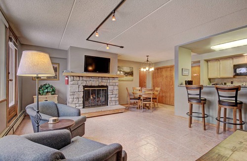 Copper Mountain Village Condo | 83 m² Condo ∙ 1 bedroom ∙ 2 guests