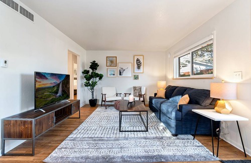 University Acres Condo | 85 m² Condo ∙ 2 bedrooms ∙ 6 guests