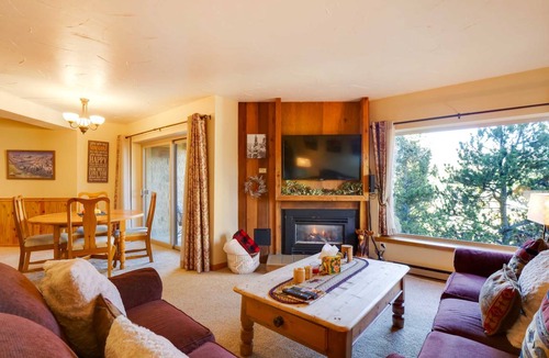 Peak 9 Apartment | 87 m² Apartment ∙ 1 bedroom ∙ 5 guests