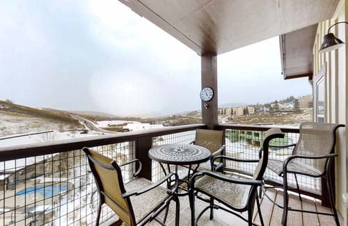 Silvercreek Condo | 88 m² Condo ∙ 2 bedrooms ∙ 7 guests