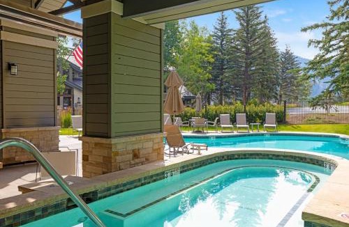 Avon Villa | 88 Ridge Point