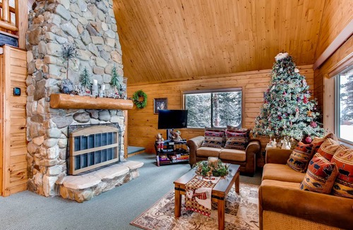 Valley of the Sun Cabin | 89 m² Cabin ∙ 2 bedrooms ∙ 4 guests