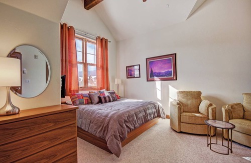 The Highlands Condo | 96 m² Condo ∙ 2 bedrooms ∙ 6 guests