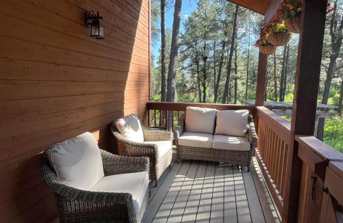 Forest Lakes House | 984 Pine Valley Forest Lakes