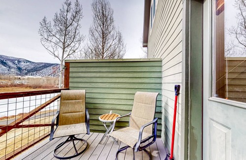 Basalt House | 99 m² House ∙ 2 bedrooms ∙ 4 guests