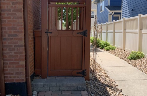 North Central Westminster Apartment | A Beautiful Detached Carriage House only 30 minutes to Denver or Boulder.